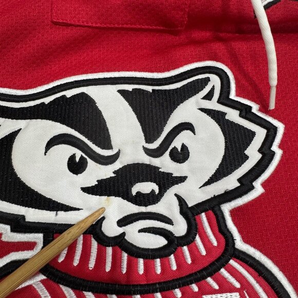 Wisconsin Badgers Hockey Jersey Colosseum Athletics Mens Large UW Madison - Picture 7 of 9